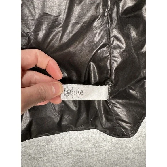 Banana Republic Down Quilted Puffer Vest Size Small Black & White Plaid - Picture 7 of 8